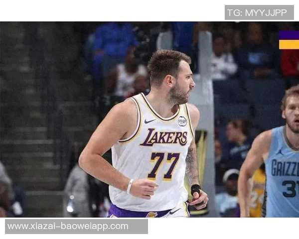 夸梅谈东契奇防守问题称与乔丹科比同场让我有些被惯坏了 夸梅谈东契奇防守问题称与乔丹科比同场让我有些被惯坏了