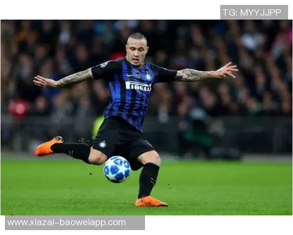 利桑德罗随队训练状态回暖预计十月底前重返赛场 利桑德罗随队训练状态回暖预计十月底前重返赛场